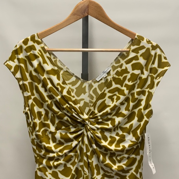 Annalee + Hope Green and White Print  Top - Picture 3 of 7